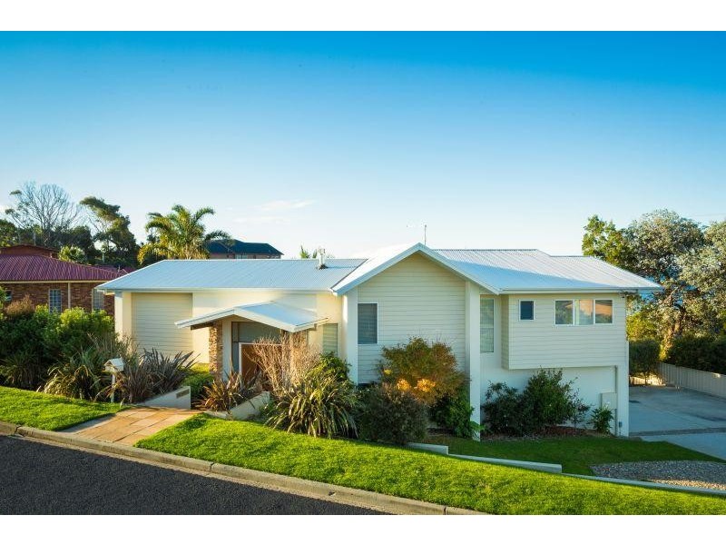 7 John Taylor Crescent, Tathra NSW 2550
