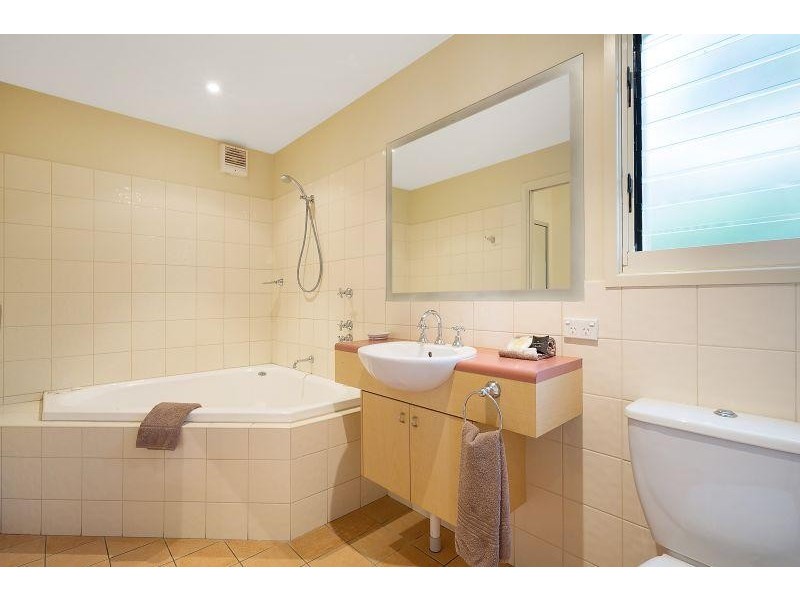 20/57 Andy Poole Drive, Tathra NSW 2550