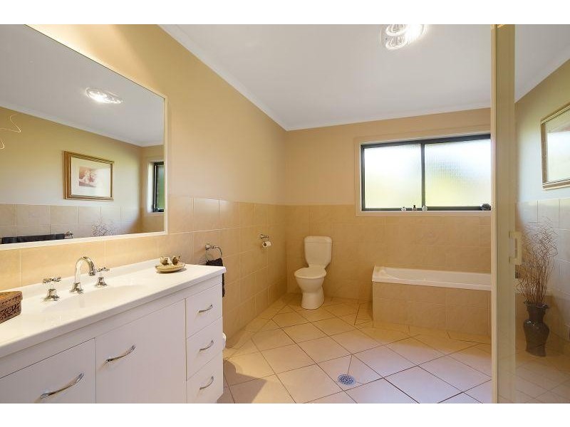 25 Old Wallagoot  Road, Kalaru NSW 2550