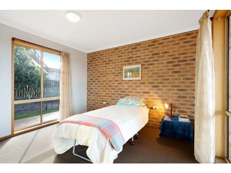 1/6 Sanctuary Place, Tathra NSW 2550