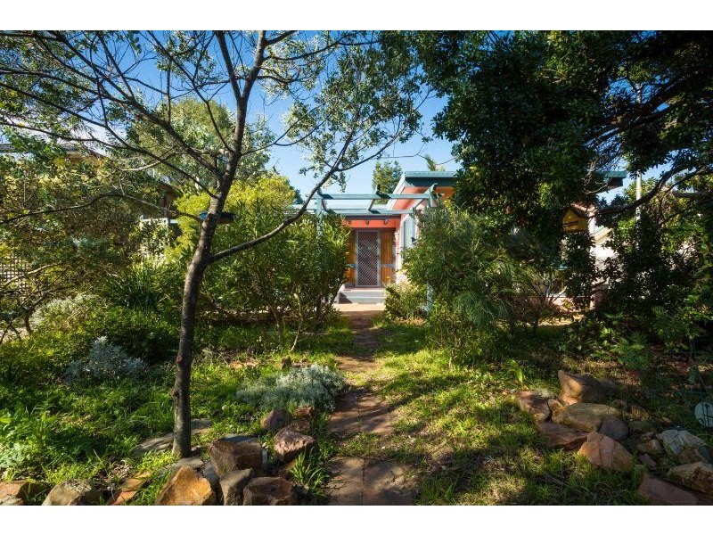 16 Edna Drive, Tathra NSW 2550