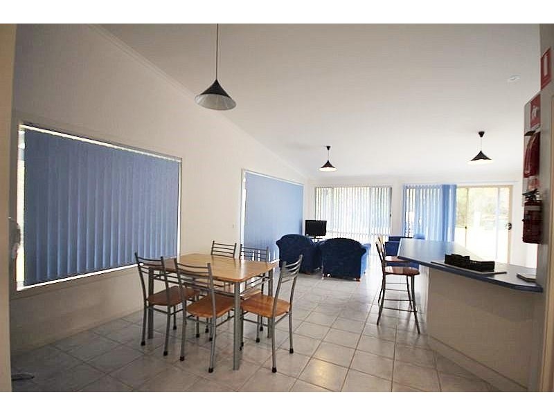 2 & 3/13 Bournda Park Way, Wallagoot NSW 2550