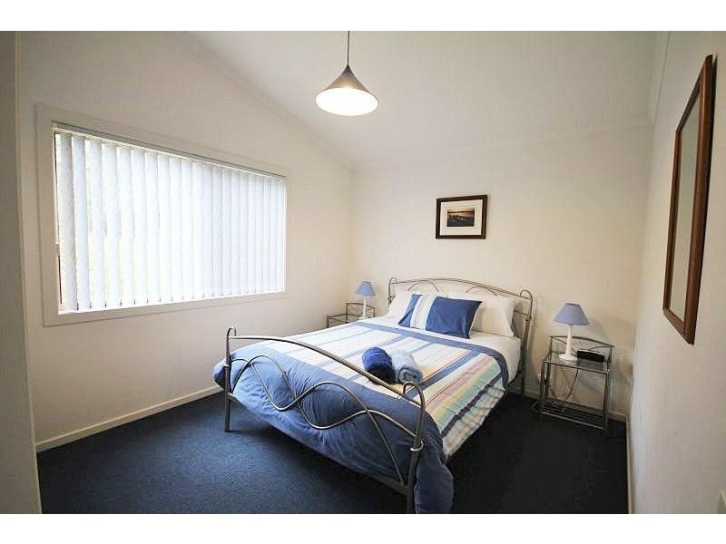 2 & 3/13 Bournda Park Way, Wallagoot NSW 2550