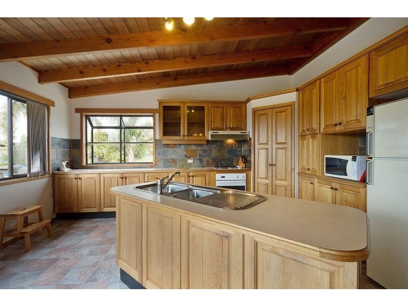 7 Beach  Street, Tathra NSW 2550