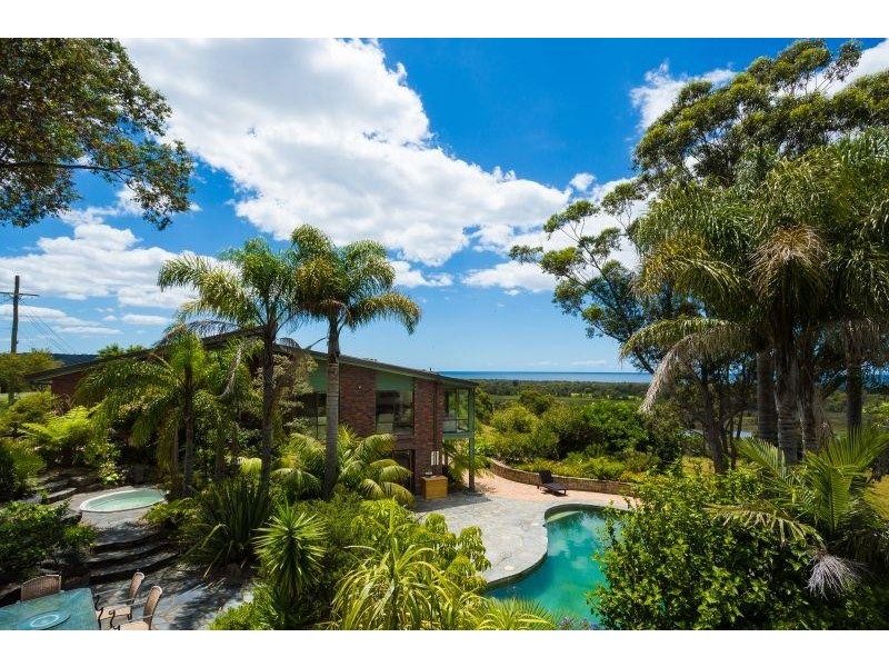 4 Wheeler Avenue, Tathra NSW 2550