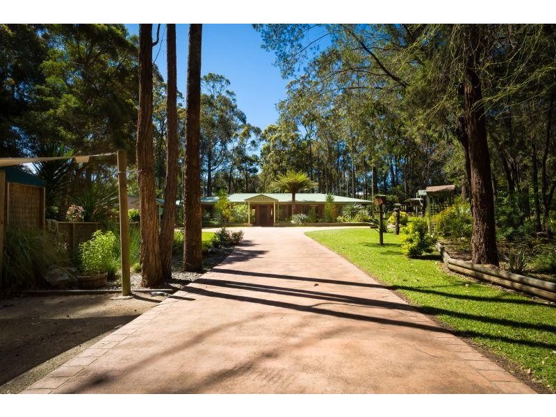 56 Strathmore Crescent, Kalaru NSW 2550