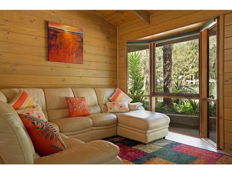 56 Strathmore Crescent, Kalaru NSW 2550