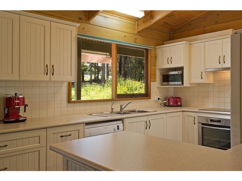 56 Strathmore Crescent, Kalaru NSW 2550