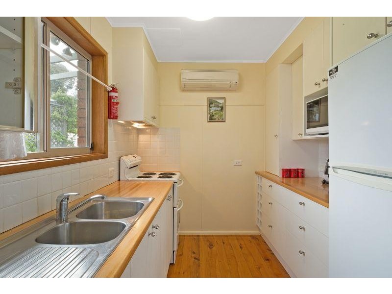 11 ILLOURA Street, Tathra NSW 2550