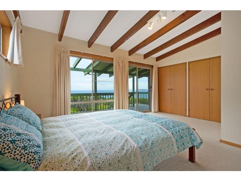 11 ILLOURA Street, Tathra NSW 2550