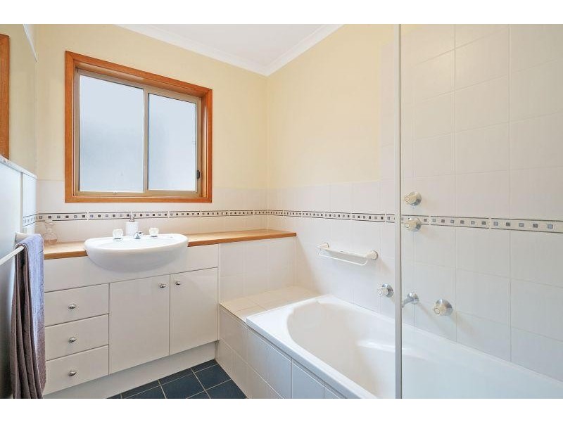 11 ILLOURA Street, Tathra NSW 2550