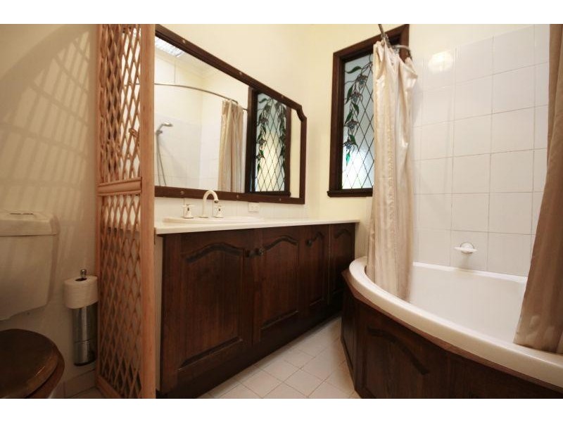 194 Newtown  Road, Bega NSW 2550