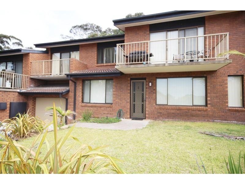2/8 Sanctuary Place, Tathra NSW 2550