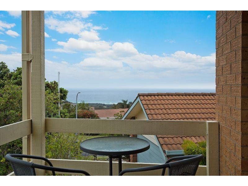 2 Melaleuca Court, Tura Beach NSW 2548