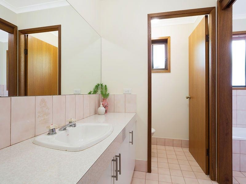 4 Oceanview Terrace, Tathra NSW 2550