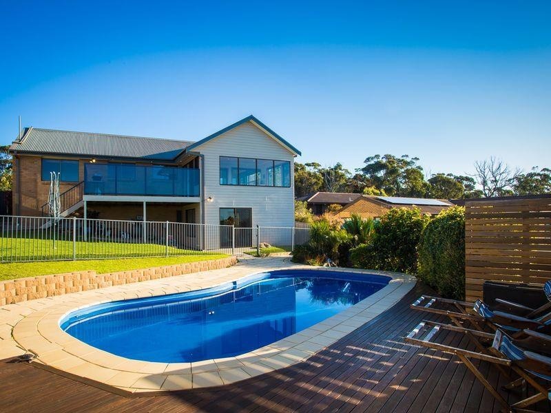 1 Stafford  Crescent, Tathra NSW 2550