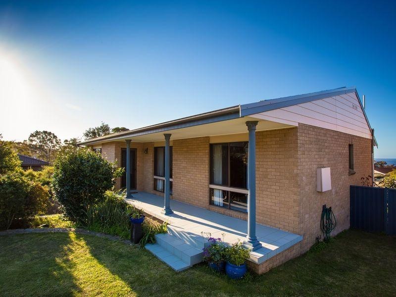1 Stafford  Crescent, Tathra NSW 2550