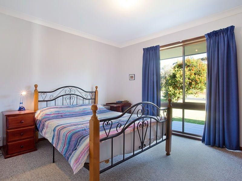 1 Stafford  Crescent, Tathra NSW 2550