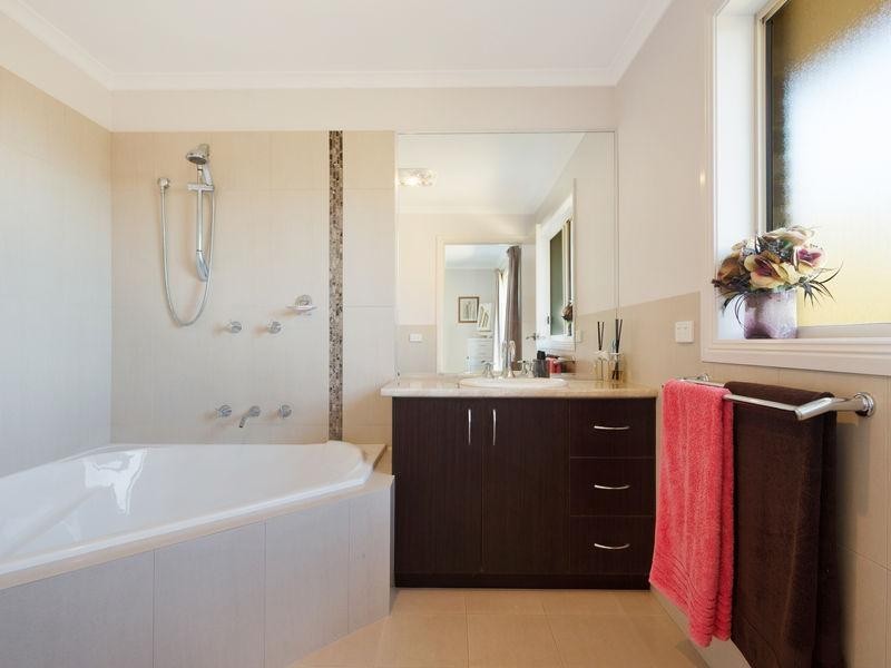 6 Riverview  Crescent, Tathra NSW 2550