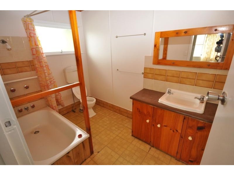 7 Yurugu  Street WOODRIDGE 4114, Woodridge QLD 4114