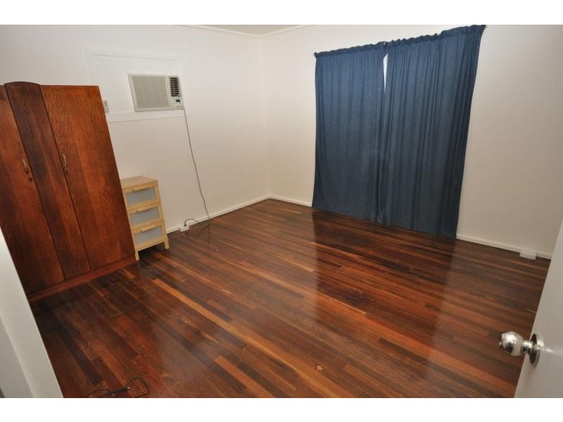 42 Duke  Street SLACKS CREEK 4127, Slacks Creek QLD 4127