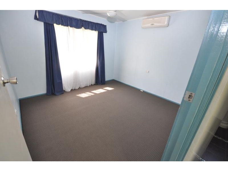 50 Nyanza  Street WOODRIDGE 4114, Woodridge QLD 4114