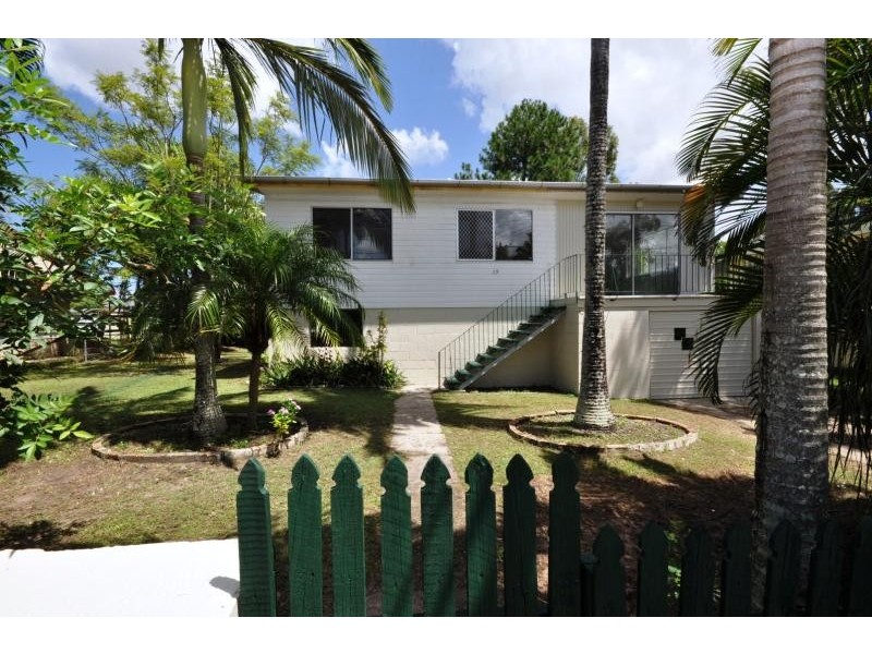 13 Maple Street KINGSTON 4114, Kingston QLD 4114