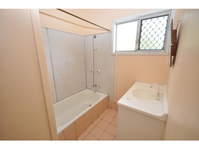 78 Ellen Street KINGSTON 4114, Kingston QLD 4114