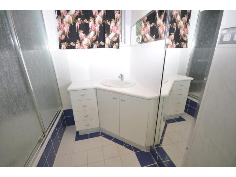 98 Jacaranda Avenue LOGAN CENTRAL 4114, Logan Central QLD 4114