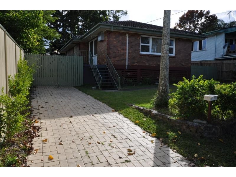 11 Edward Street WOODRIDGE 4114, Woodridge QLD 4114