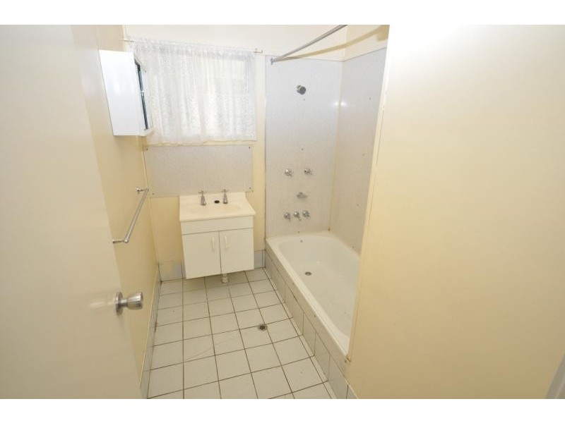 6 Perth  Street KINGSTON 4114, Kingston QLD 4114