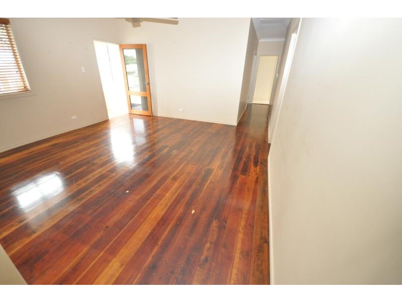 5 Pamela Crescent WOODRIDGE 4114, Woodridge QLD 4114