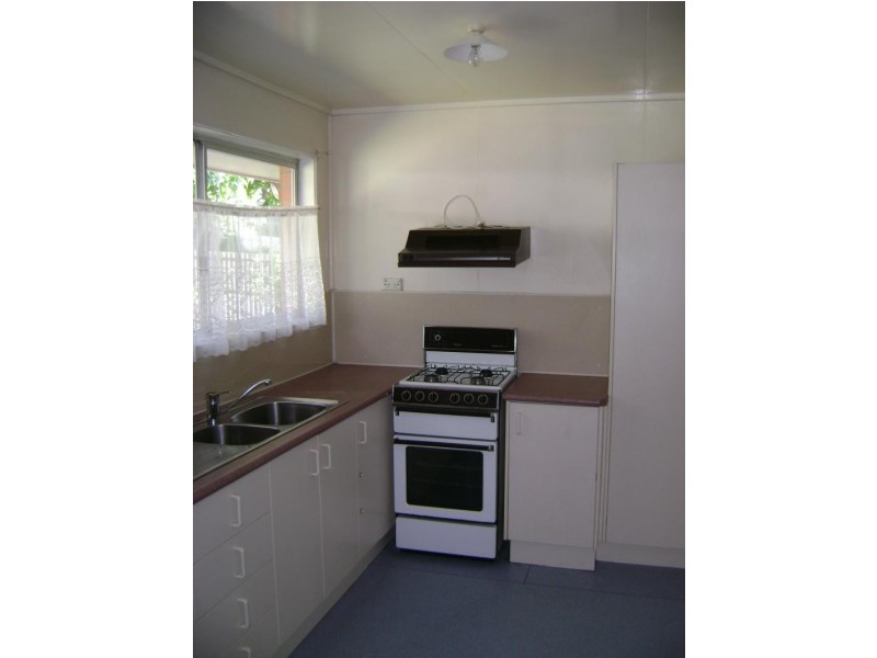 56 Christopher Street SLACKS CREEK 4127, Slacks Creek QLD 4127