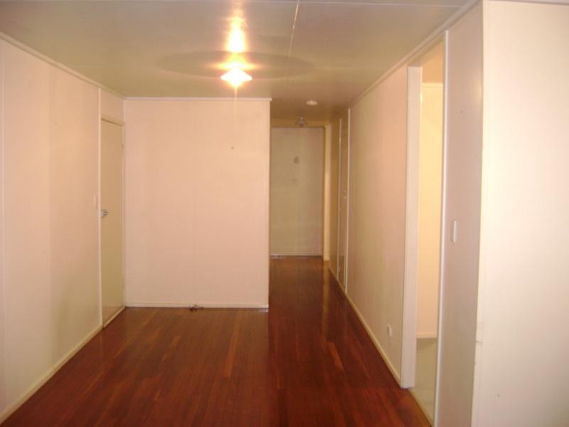 56 Christopher Street SLACKS CREEK 4127, Slacks Creek QLD 4127