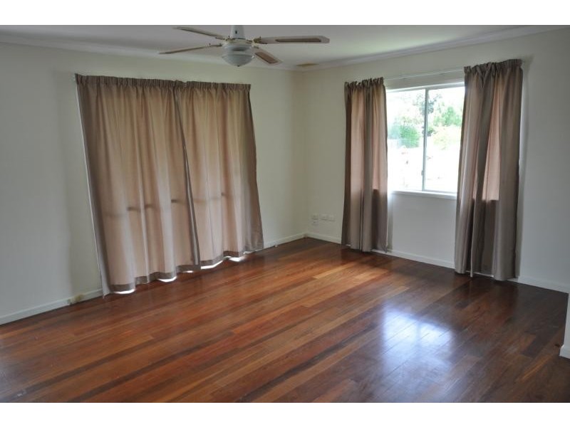 11 Garnett Street SLACKS CREEK 4127, Slacks Creek QLD 4127