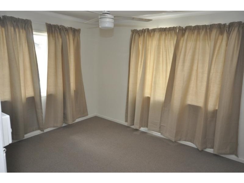11 Garnett Street SLACKS CREEK 4127, Slacks Creek QLD 4127