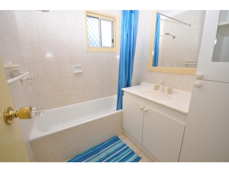 2 Duchess Court LOGANLEA 4131, Loganlea QLD 4131