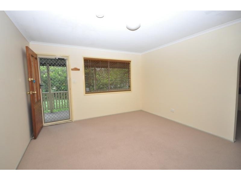 2 Duchess Court LOGANLEA 4131, Loganlea QLD 4131