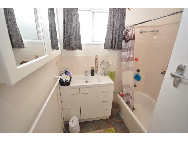 1 Wilde Street KINGSTON 4114, Kingston QLD 4114