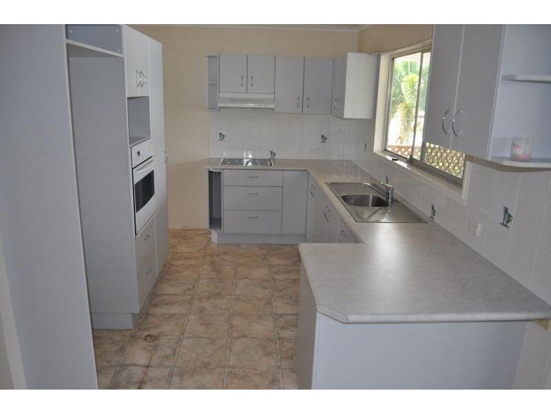 16 Attunga Street, Kingston QLD 4114