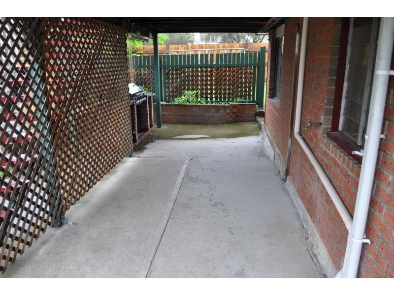 16 Attunga Street, Kingston QLD 4114