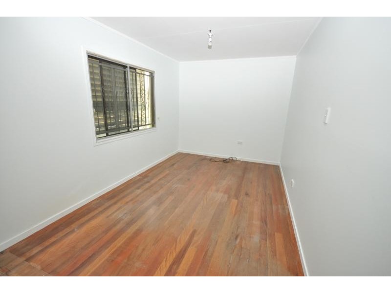 4 Woonga Street WOODRIDGE 4114, Woodridge QLD 4114