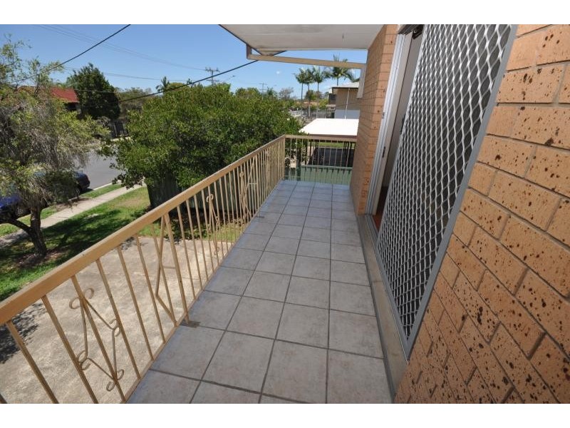 1/44 Defiance  Road, Logan Central QLD 4114