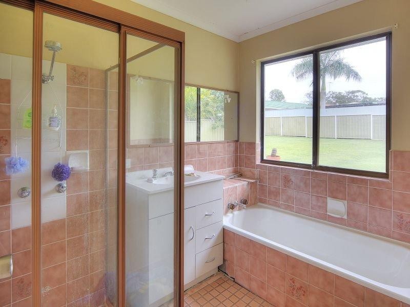 19 Augusta Street, Crestmead QLD 4132