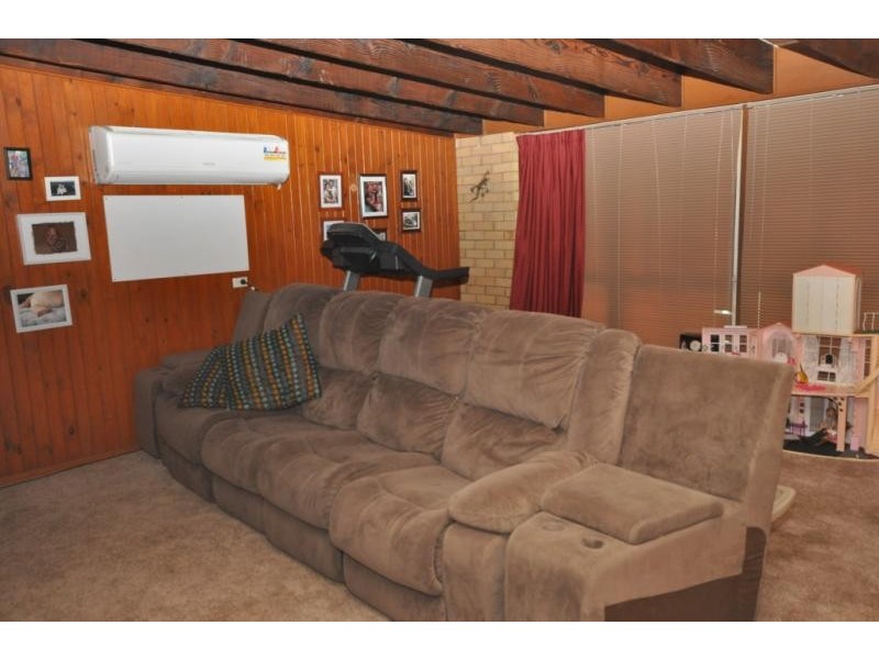 56 Windsor Street SLACKS CREEK 4127, Slacks Creek QLD 4127