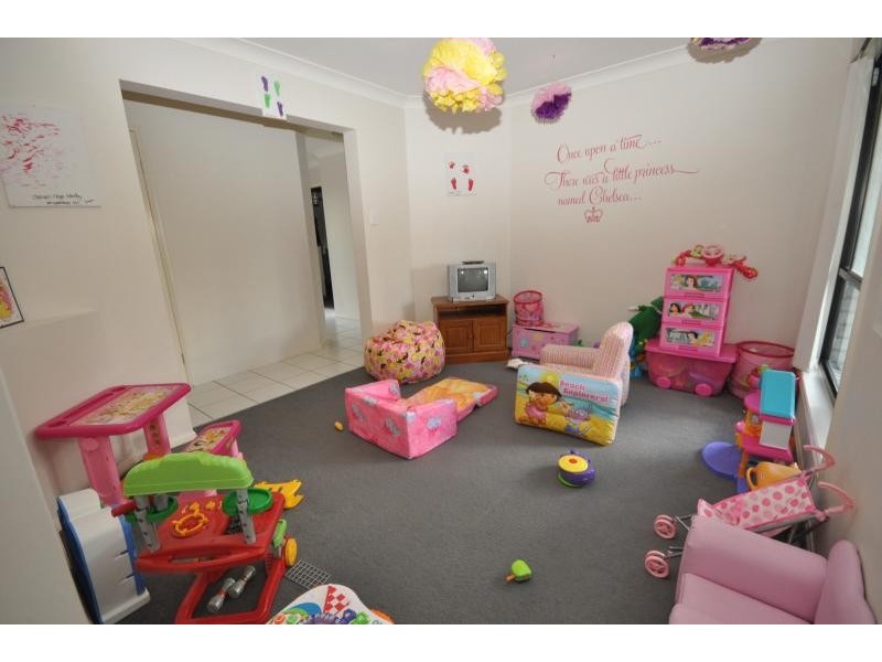 9 Chams Street MARSDEN 4132, Marsden QLD 4132