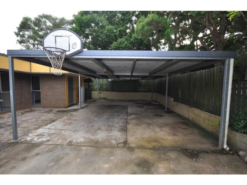 13 Leonard Street KINGSTON 4114, Kingston QLD 4114