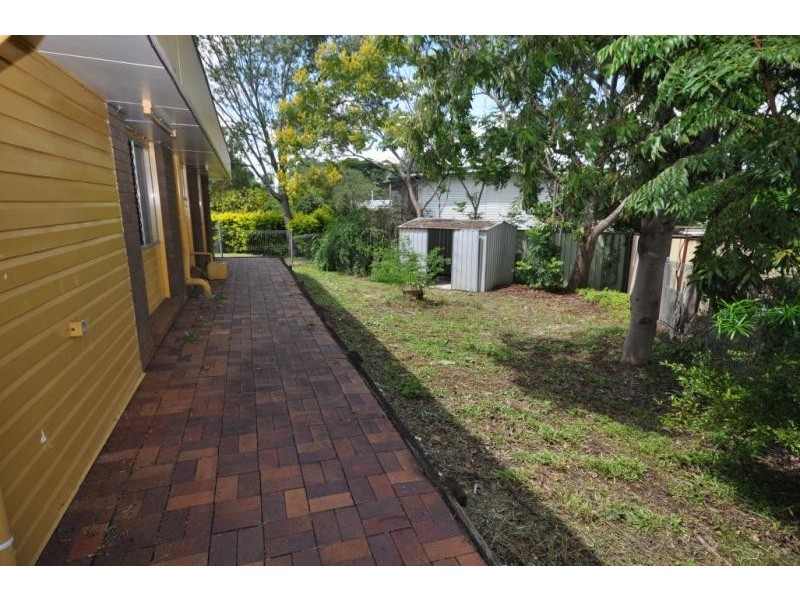 13 Leonard Street KINGSTON 4114, Kingston QLD 4114