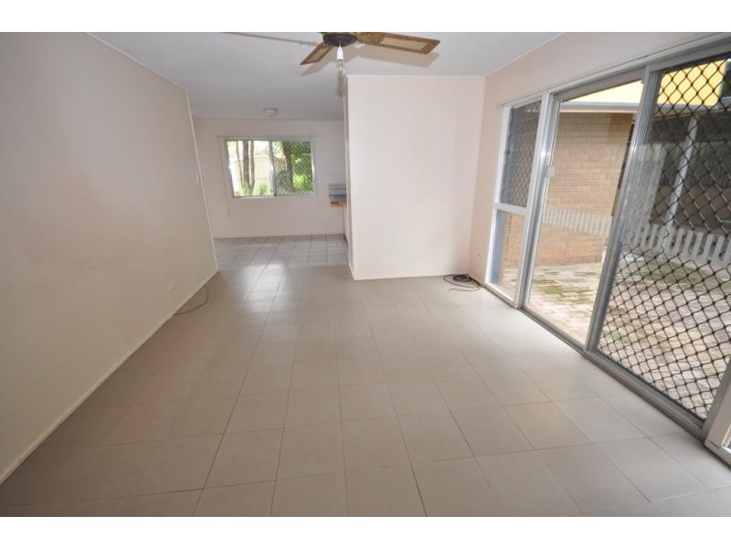 13 Leonard Street KINGSTON 4114, Kingston QLD 4114