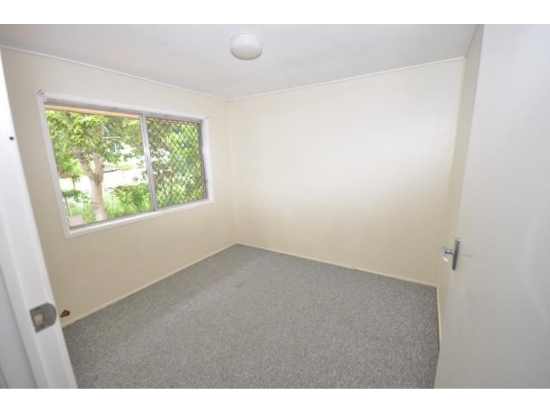 13 Leonard Street KINGSTON 4114, Kingston QLD 4114